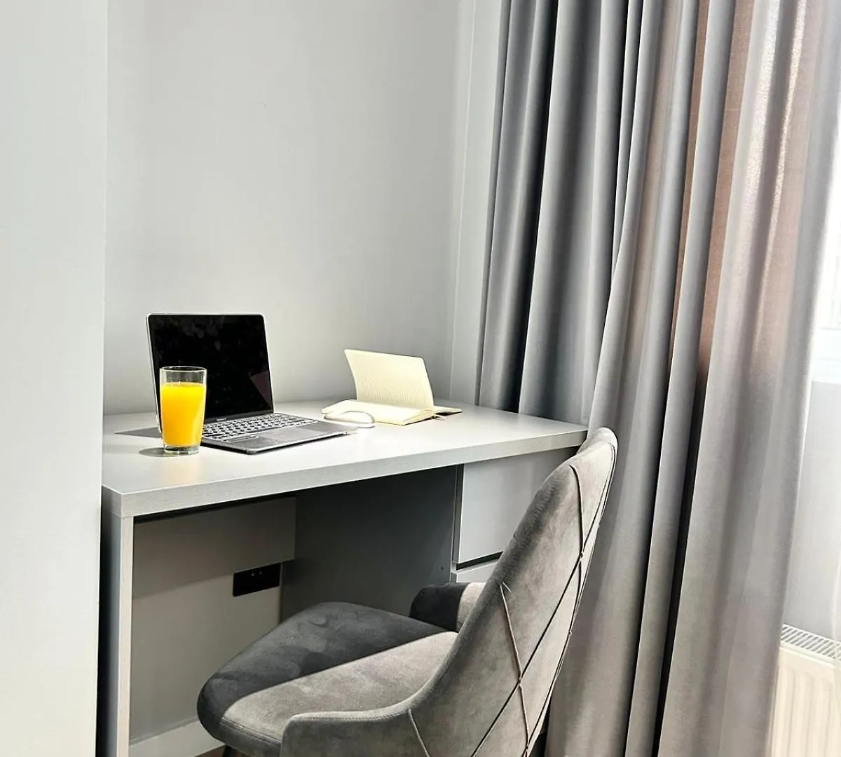 2 Room Apartment Жк Комфорт Сити, 88 Кв Almaty
